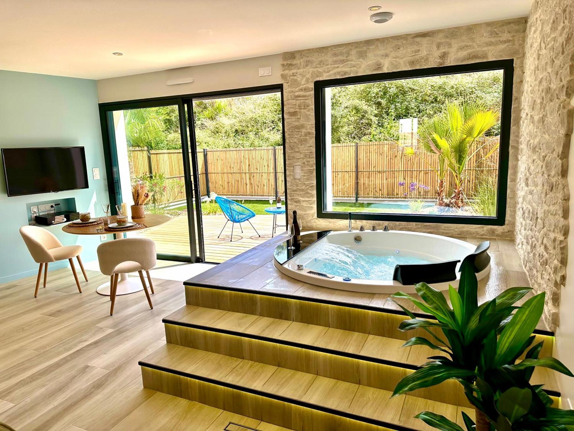 Les Suites Du Payre - Suite Romance Saint-Hilaire-de-Talmont Exteriör bild