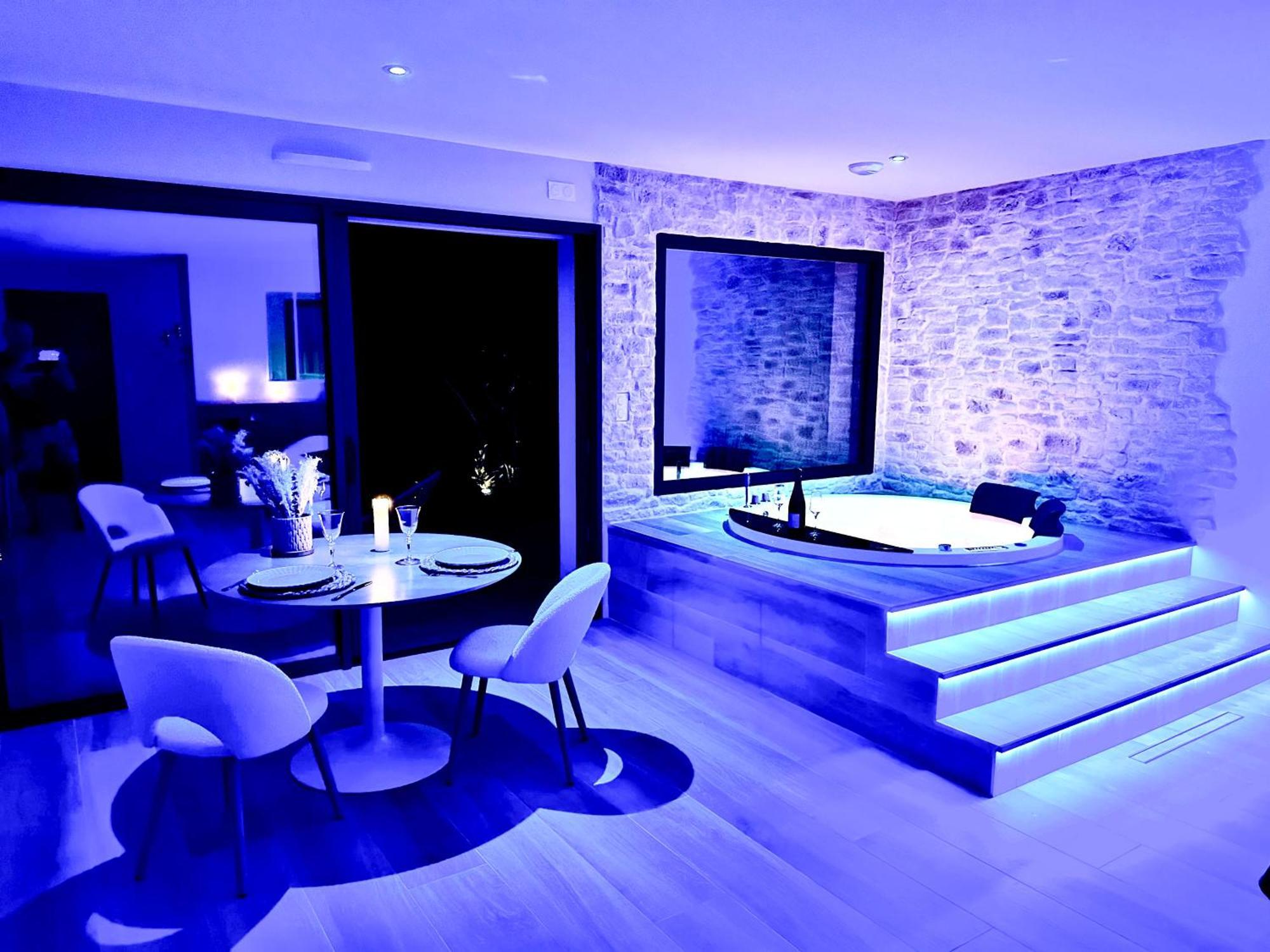Les Suites Du Payre - Suite Romance Saint-Hilaire-de-Talmont Exteriör bild
