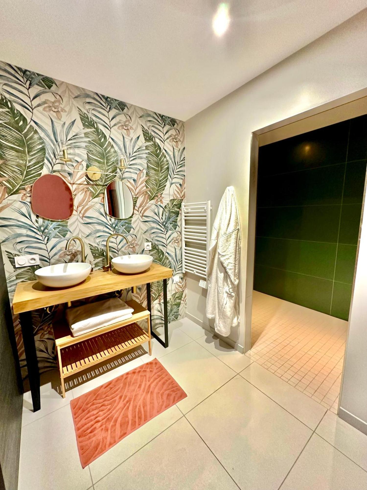 Les Suites Du Payre - Suite Romance Saint-Hilaire-de-Talmont Exteriör bild