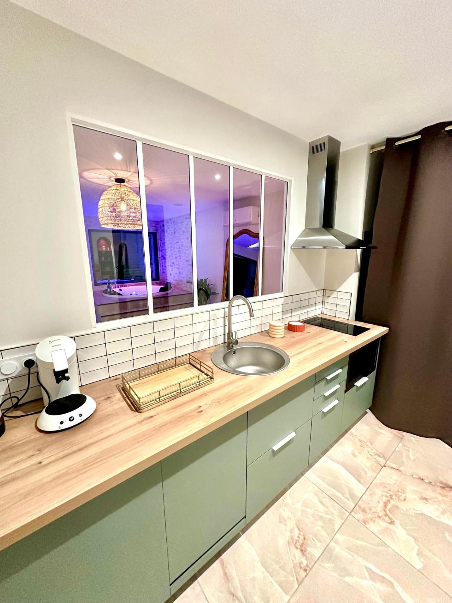 Les Suites Du Payre - Suite Romance Saint-Hilaire-de-Talmont Exteriör bild