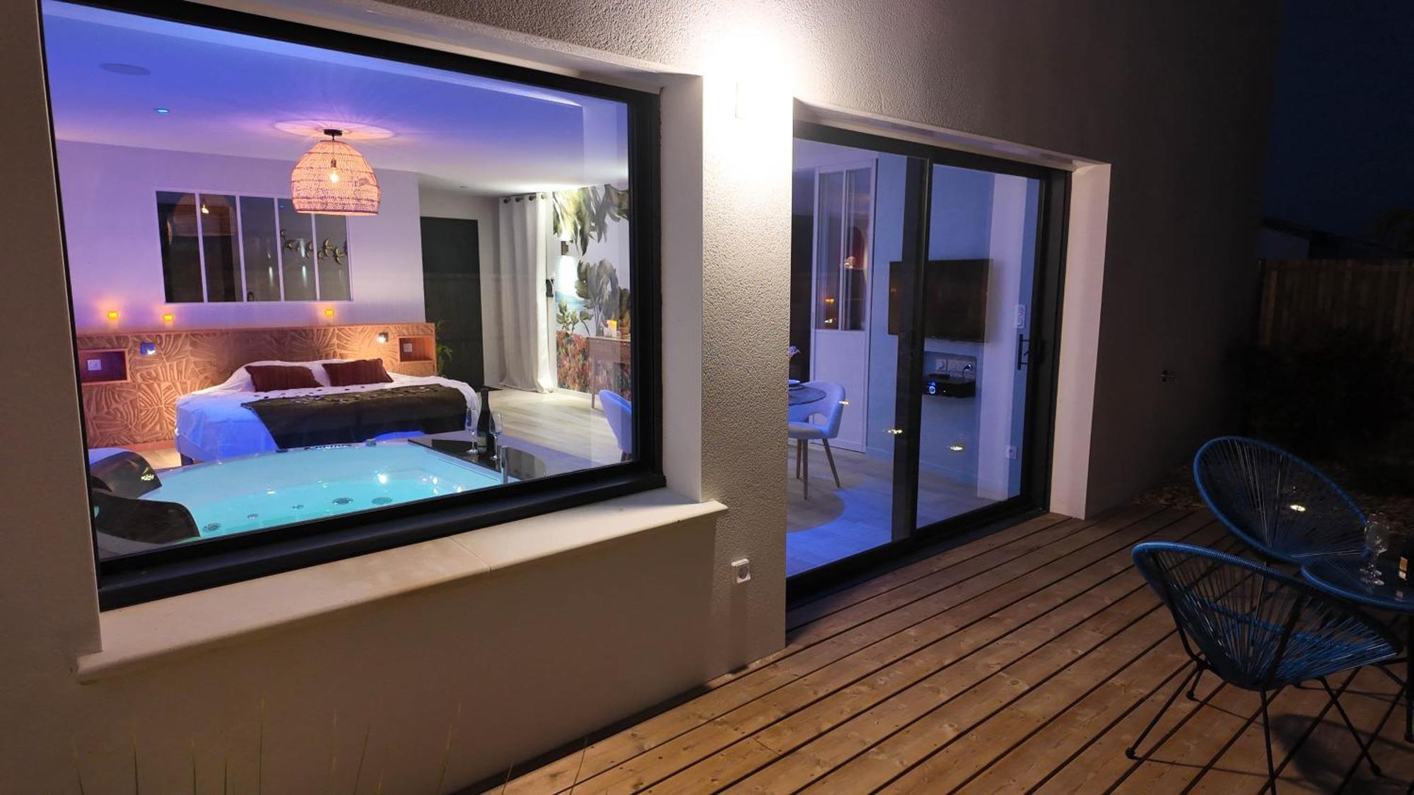 Les Suites Du Payre - Suite Romance Saint-Hilaire-de-Talmont Exteriör bild