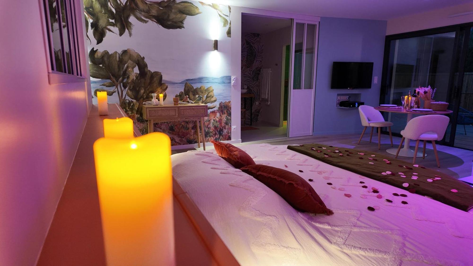 Les Suites Du Payre - Suite Romance Saint-Hilaire-de-Talmont Exteriör bild