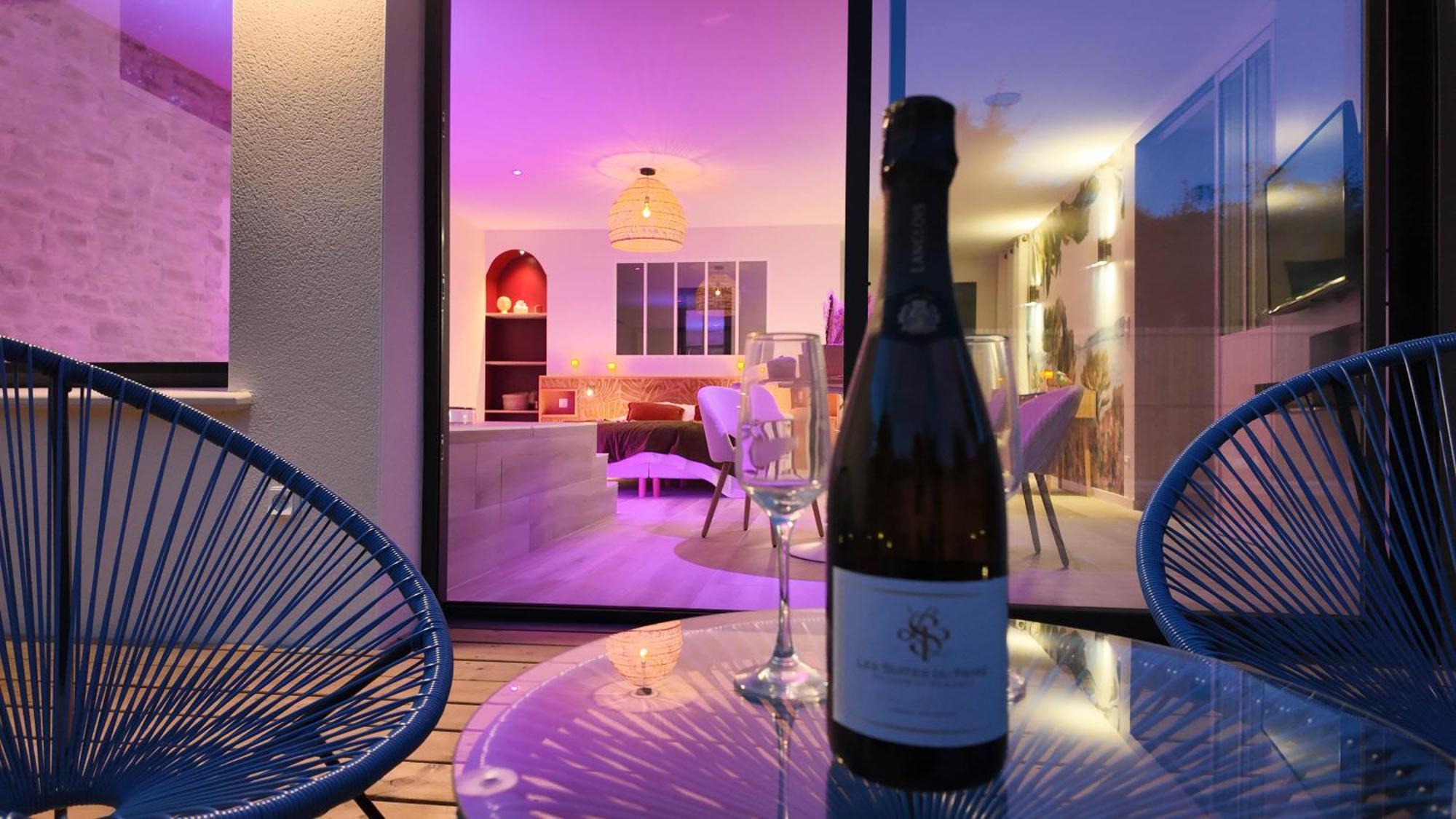 Les Suites Du Payre - Suite Romance Saint-Hilaire-de-Talmont Exteriör bild