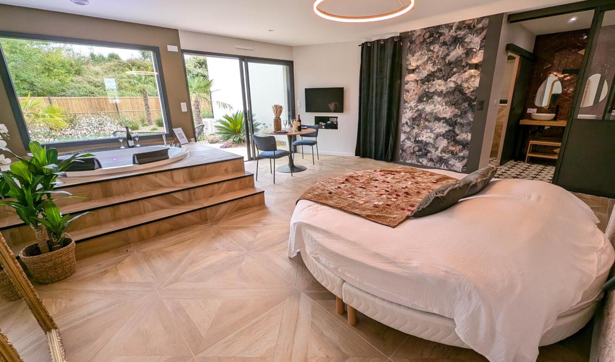 Les Suites Du Payre - Suite Romance Saint-Hilaire-de-Talmont Exteriör bild